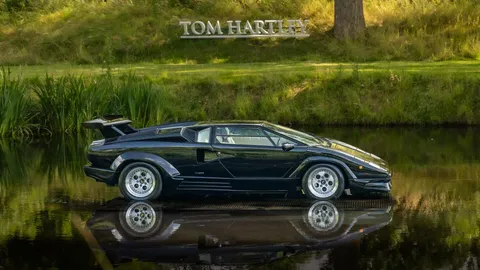 Lamborghini Countach 25th Anniversary — photo 3 of 43