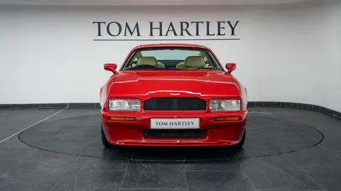 Aston Martin Virage V8 Coupe — photo 2 of 36