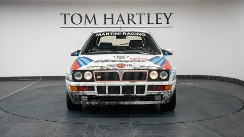 Lancia Delta 2000 HF Integrale — photo 2 of 32