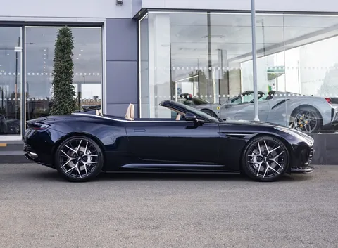 Aston Martin DB12 Volante — photo 3 of 43