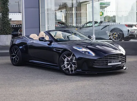 Aston Martin DB12 Volante — photo 5 of 43