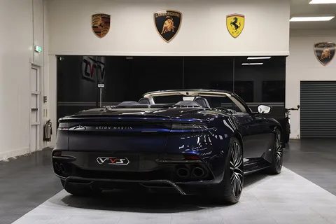 Aston Martin DBS Superleggera Volante — photo 5 of 54