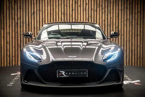 Aston Martin DBS Superleggera — photo 5 of 43