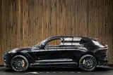 Aston Martin DBX 707 thumbnail