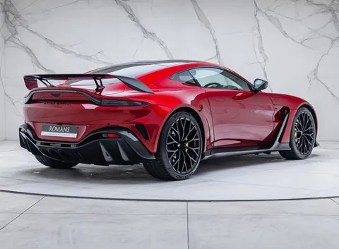 Aston Martin V12 Vantage — photo 4 of 56