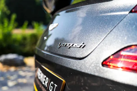 Aston Martin Vanquish — photo 4 of 68
