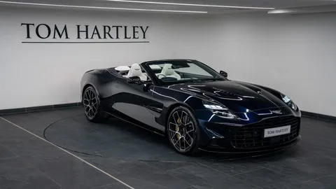 Aston Martin Vanquish Volante 3