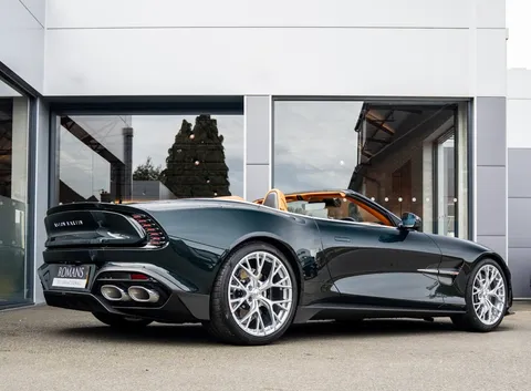 Aston Martin Vanquish Volante 5