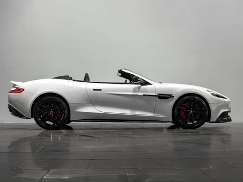 Aston Martin Vanquish Volante Carbon White 2