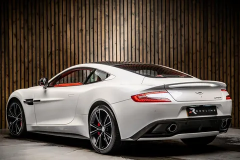 Aston Martin Vanquish 3
