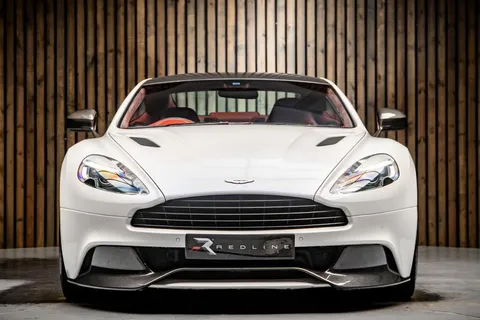 Aston Martin Vanquish 5