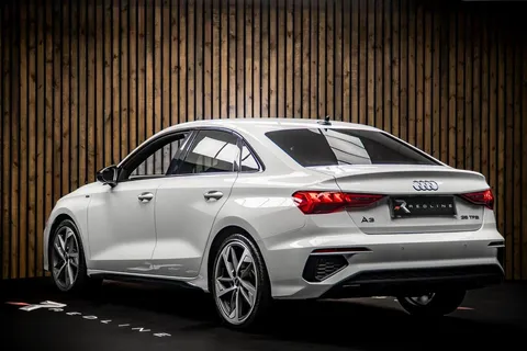 Audi A3 Edition 1 — photo 3 of 43
