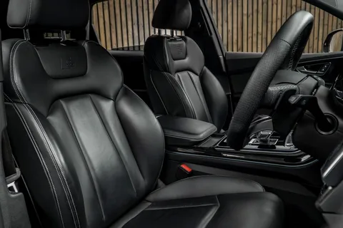 Audi Q7 55 S line 2
