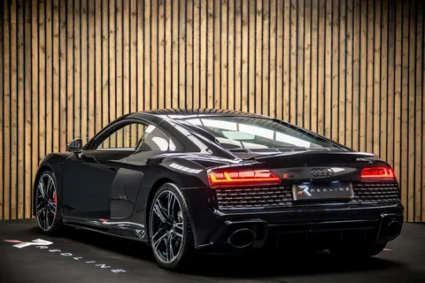 Audi R8 V10 Performance — photo 3 of 37