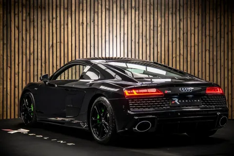Audi R8 V10 Performance — photo 3 of 42