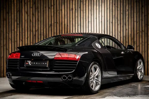 Audi R8 4.2 FSI V8 Quattro — photo 4 of 42