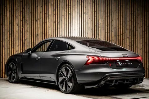 Audi e-tron GT RS Carbon Vorsprung — photo 3 of 46