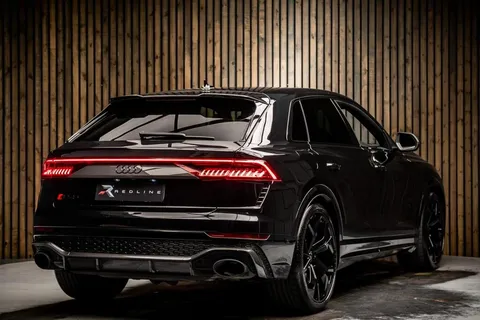 Audi RS Q8 Carbon Black — photo 4 of 47