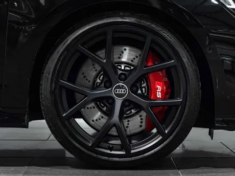 Audi RS3 Sportback — photo 4 of 12