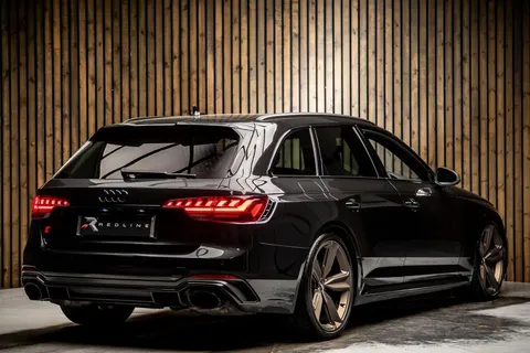 Audi RS4 Avant Bronze Edition — photo 4 of 47