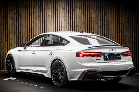 Audi RS5 Carbon Black Sportback 3