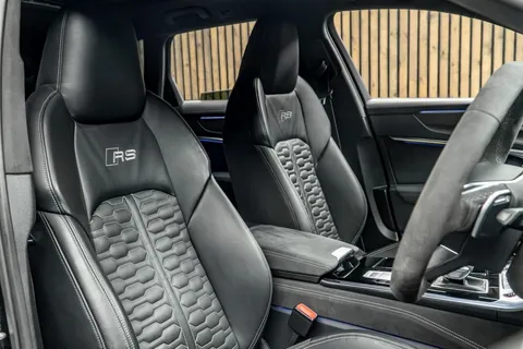 Audi RS6 Avant Performance Carbon Vorsprung — photo 2 of 49