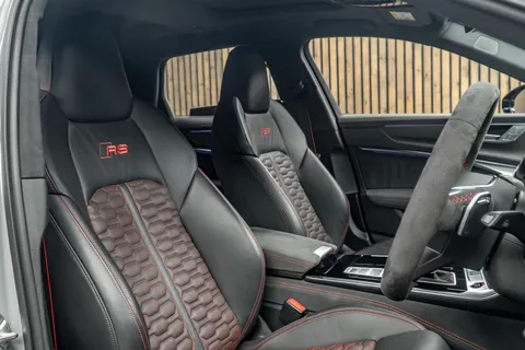 Audi RS6 Avant Performance Carbon Vorsprung — photo 2 of 49