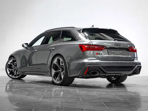 Audi RS6 Avant Performance Carbon Black — photo 4 of 17