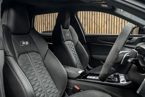 Audi RS6 Avant Performance Carbon Vorsprung 2