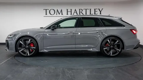 Audi RS6 Carbon Black — photo 4 of 33