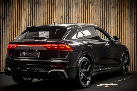 Audi RSQ8 Performance Carbon Vorsprung — photo 4 of 45