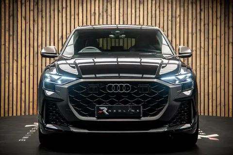 Audi RSQ8 Performance Carbon Vorsprung — photo 5 of 45
