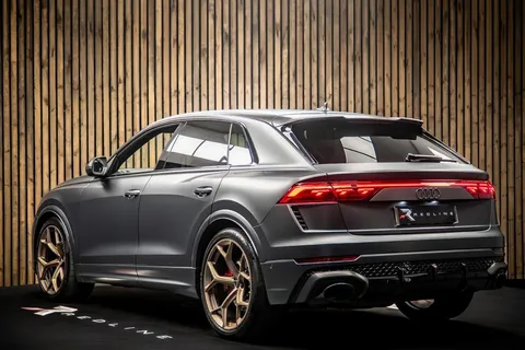Audi RSQ8 Performance Carbon Vorsprung — photo 3 of 49