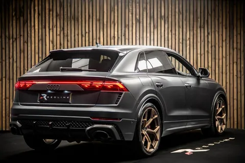 Audi RSQ8 Performance Carbon Vorsprung — photo 4 of 49
