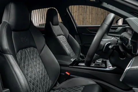 Audi S6 Avant Black Edition — photo 2 of 46