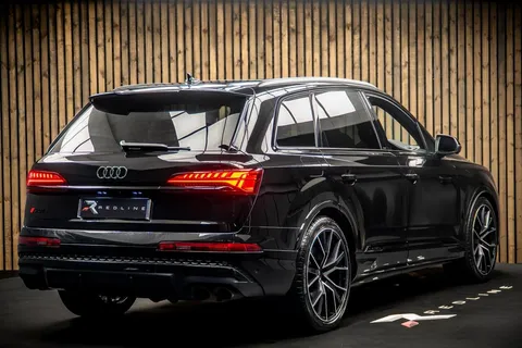 Audi SQ7 Black Edition — photo 4 of 50