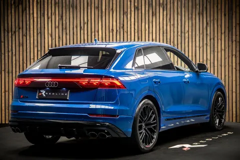 Audi SQ8 Launch Edition — photo 4 of 44