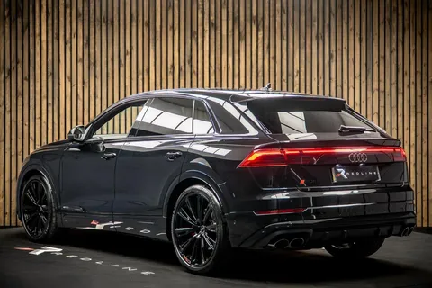 Audi SQ8 Black Edition — photo 3 of 48