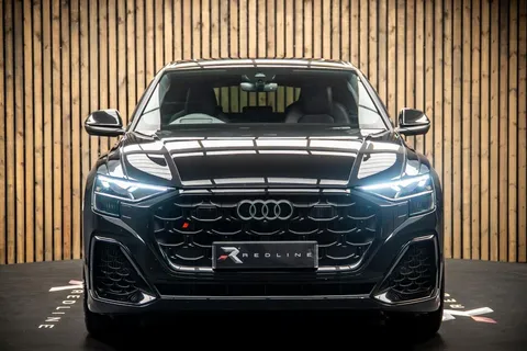 Audi SQ8 Black Edition — photo 5 of 48
