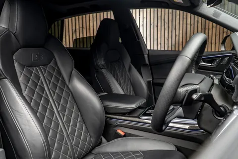 Audi SQ8 Vorsprung — photo 2 of 47