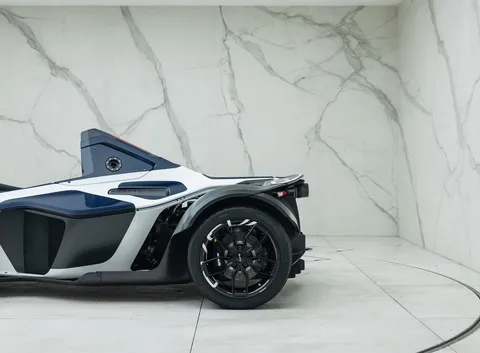 BAC Mono — photo 2 of 51