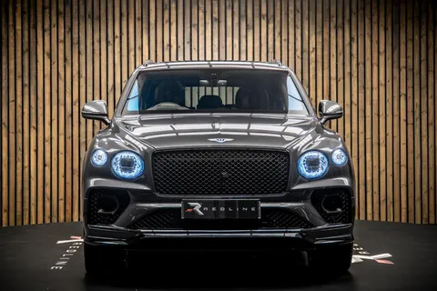 Bentley Bentayga Hybrid — photo 5 of 52