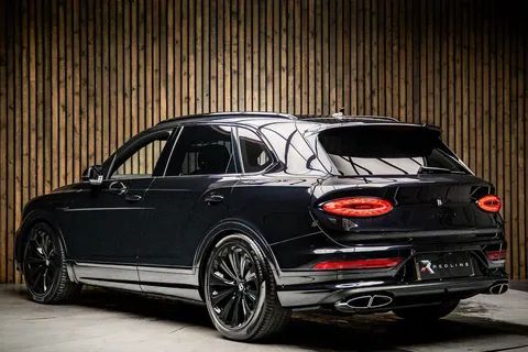 Bentley Bentayga V8 — photo 3 of 45