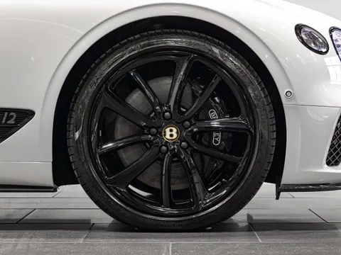 Bentley Continental GT W12 — photo 4 of 20