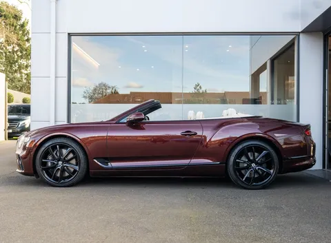 Bentley Continental GT V8 Convertible — photo 4 of 34