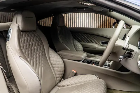 Bentley Continental Supersports — photo 2 of 48