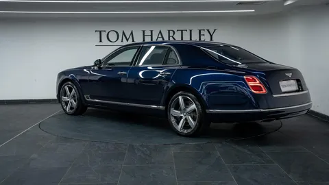 Bentley Mulsanne Speed — photo 5 of 33