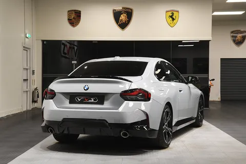 BMW 2 Series 220i M Sport — photo 5 of 40