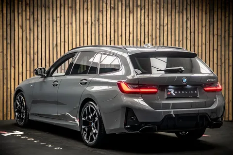BMW 3 Series M340i Touring xDrive — photo 3 of 45