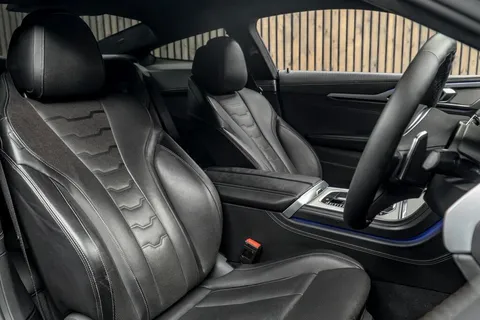 BMW 8 Series M850i xDrive — photo 2 of 48